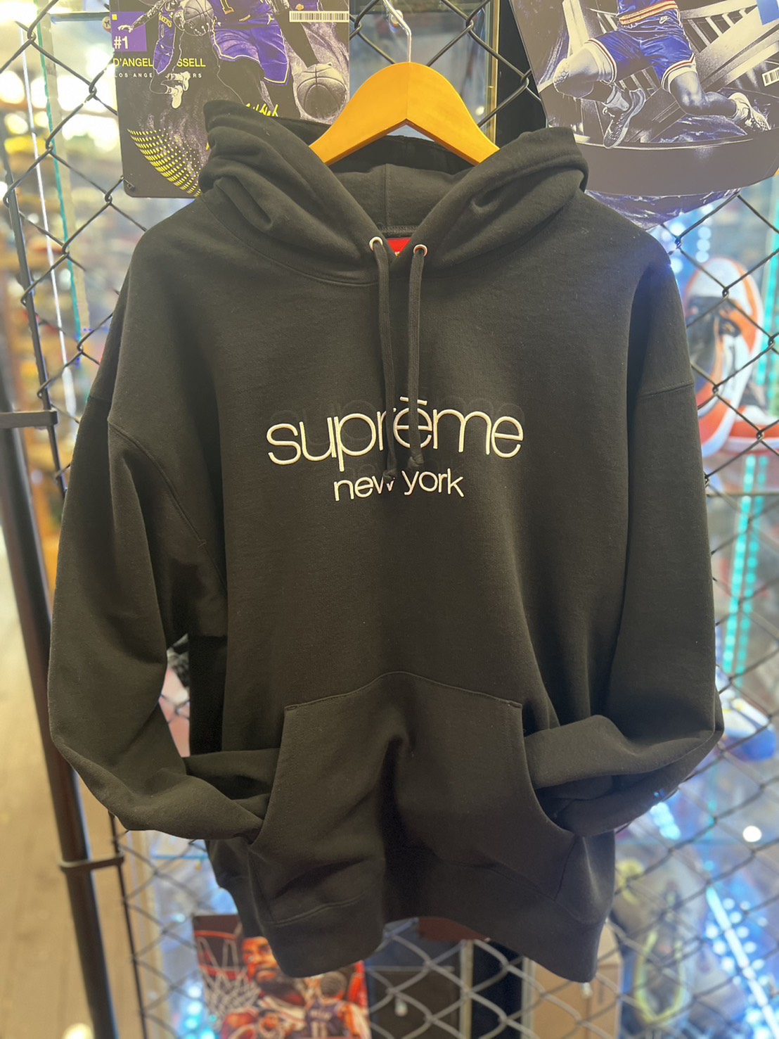 Supreme】Classic Logo Hooded Sweatshirt 買い取りました！ | おた